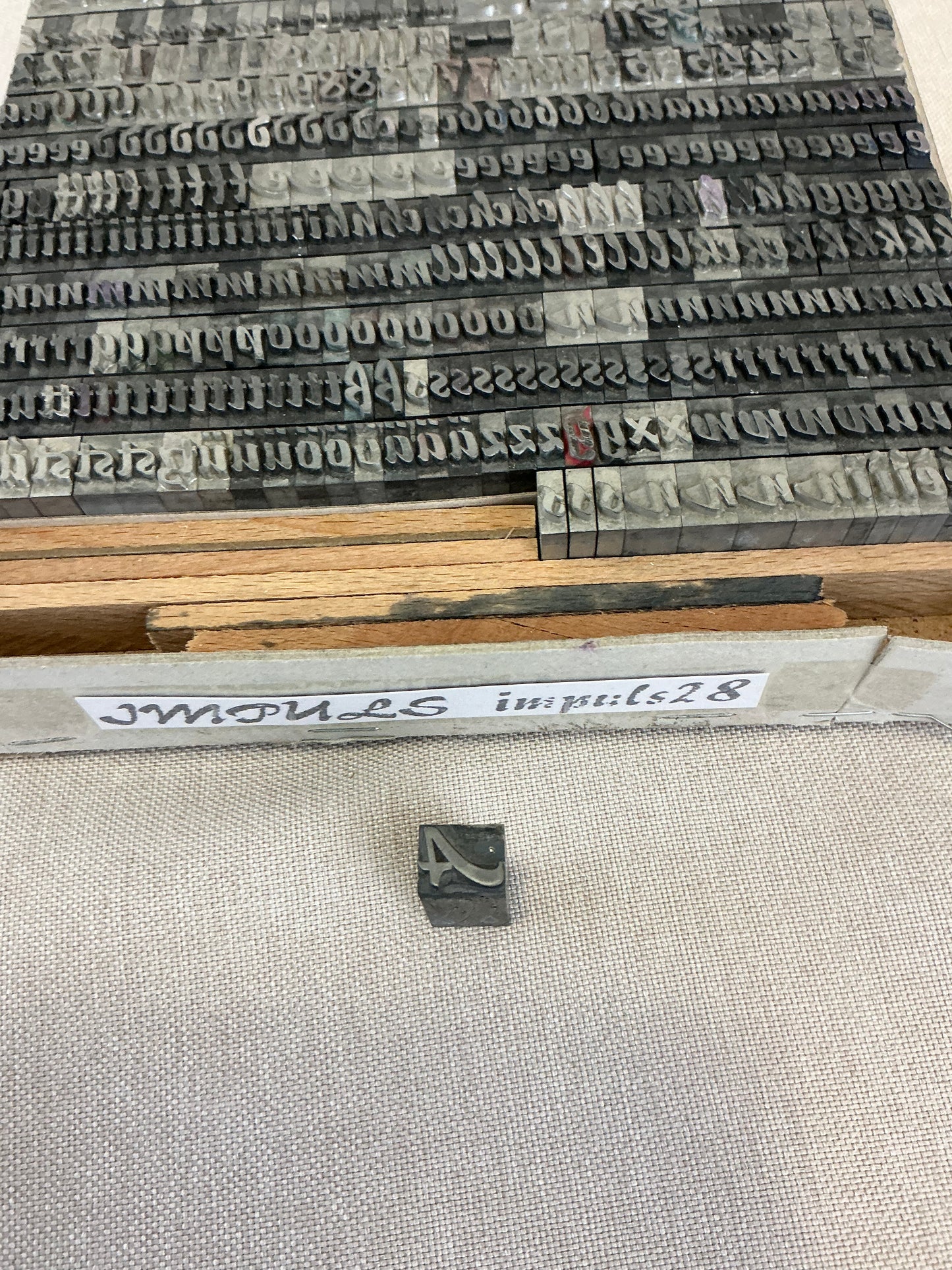 28pt Impuls Lettertype Letterpress Printing heavy set sample
