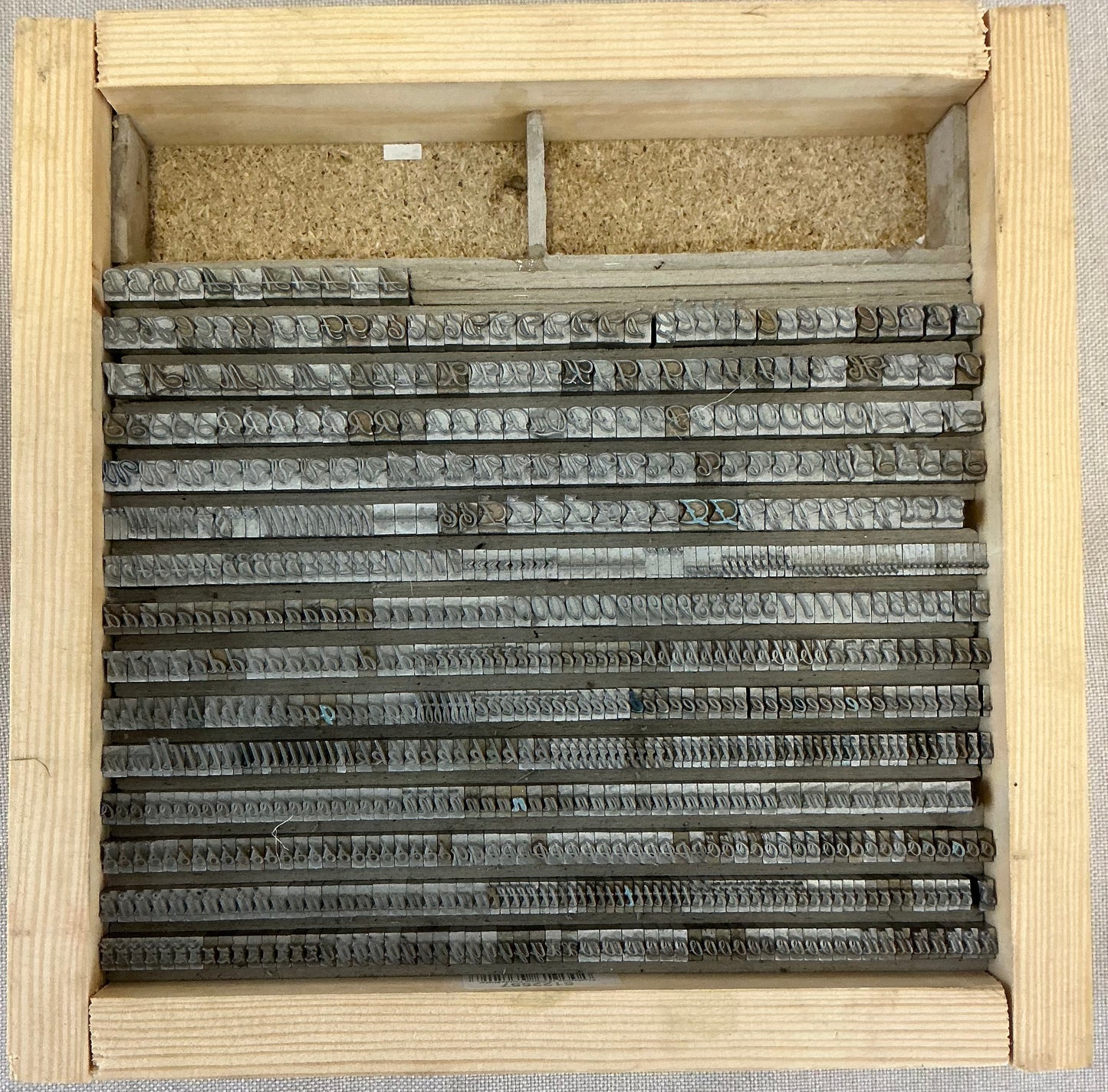 6mm / 0.236” Lettertype set Artist Handwriting Wedding inside the box