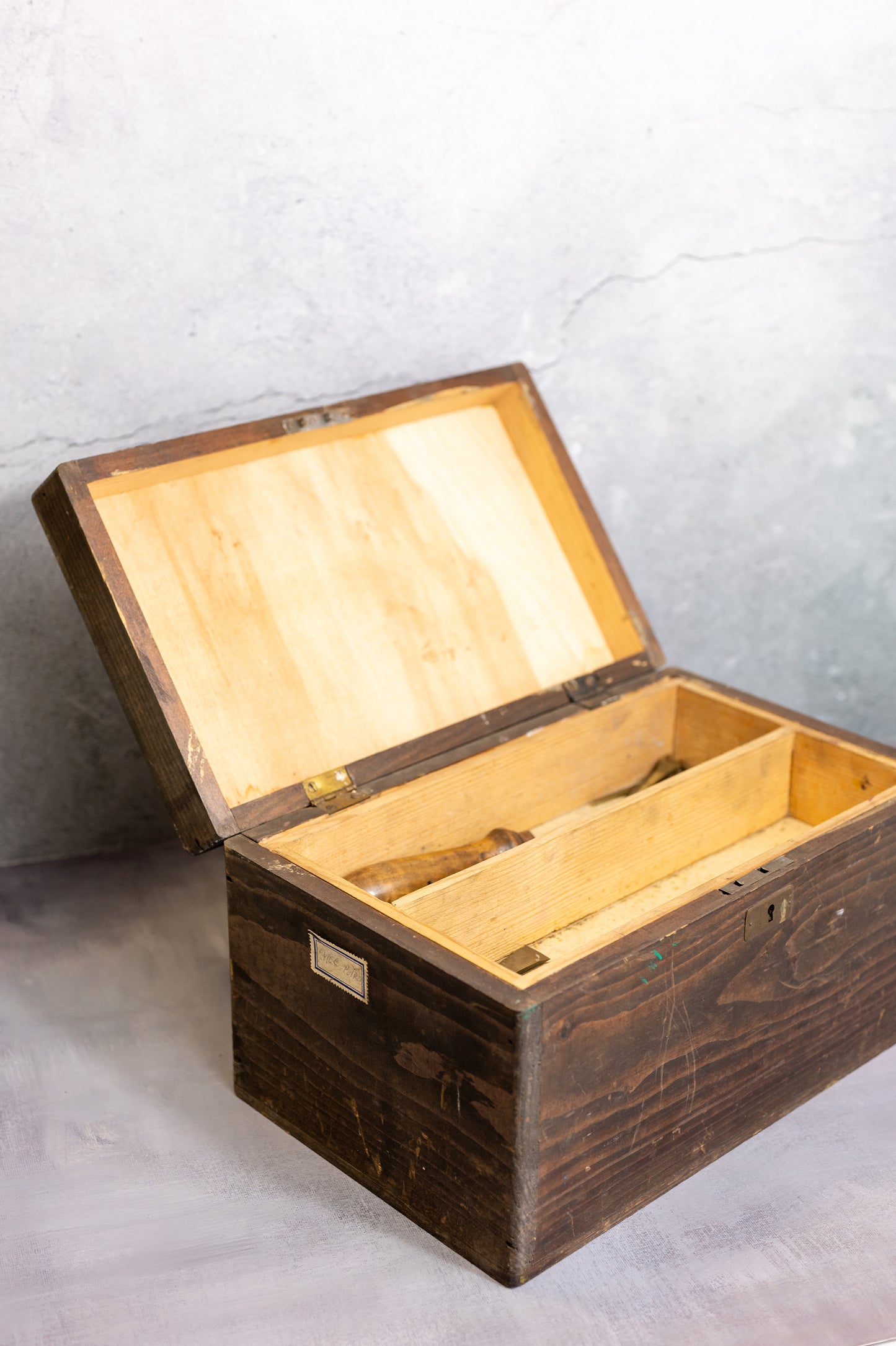 Stone burnisher toolbox for gold and silver leaf