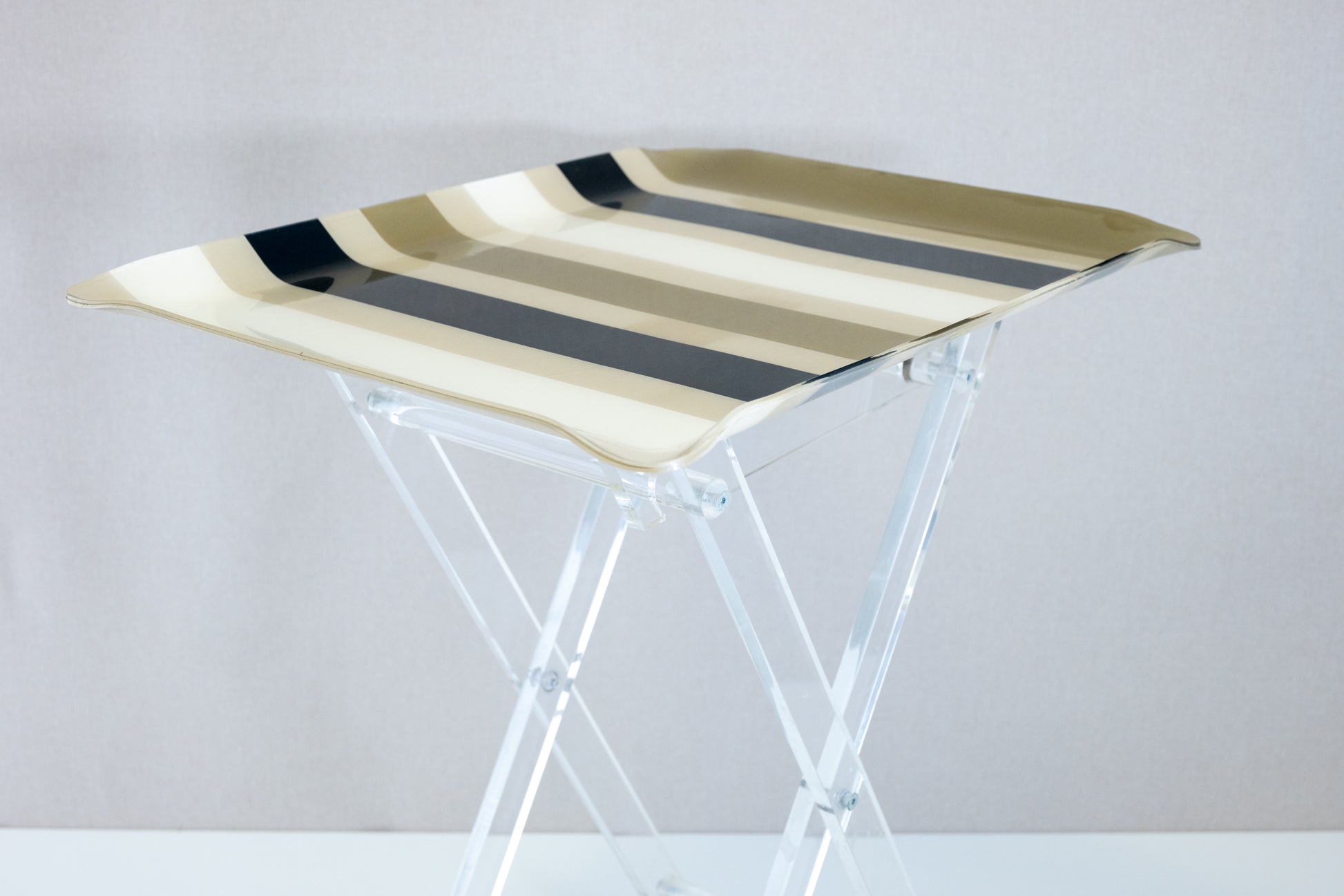 Folding Side Table in Acrylic Glass by Inge Schneider View