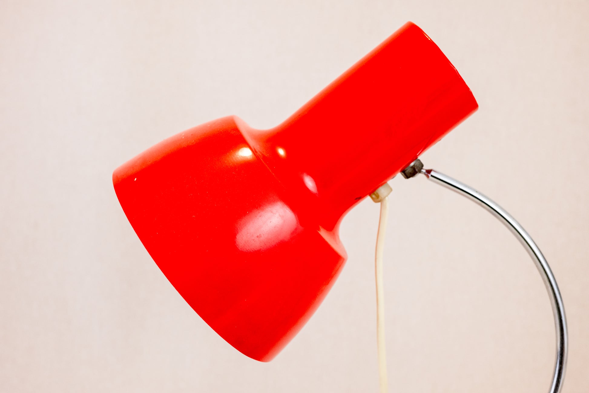 Mid-century red desk lamp by Josef Hurka for Napako 1960s Side view of shade