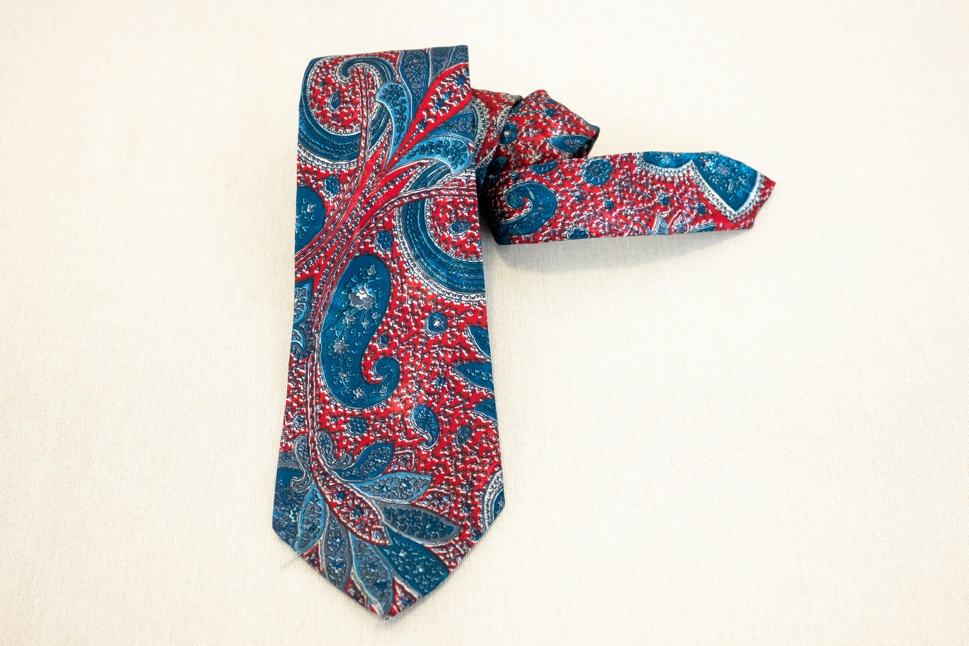 Vintage Christian Dior Monsieur Men Neck Tie Red Paisley Flower