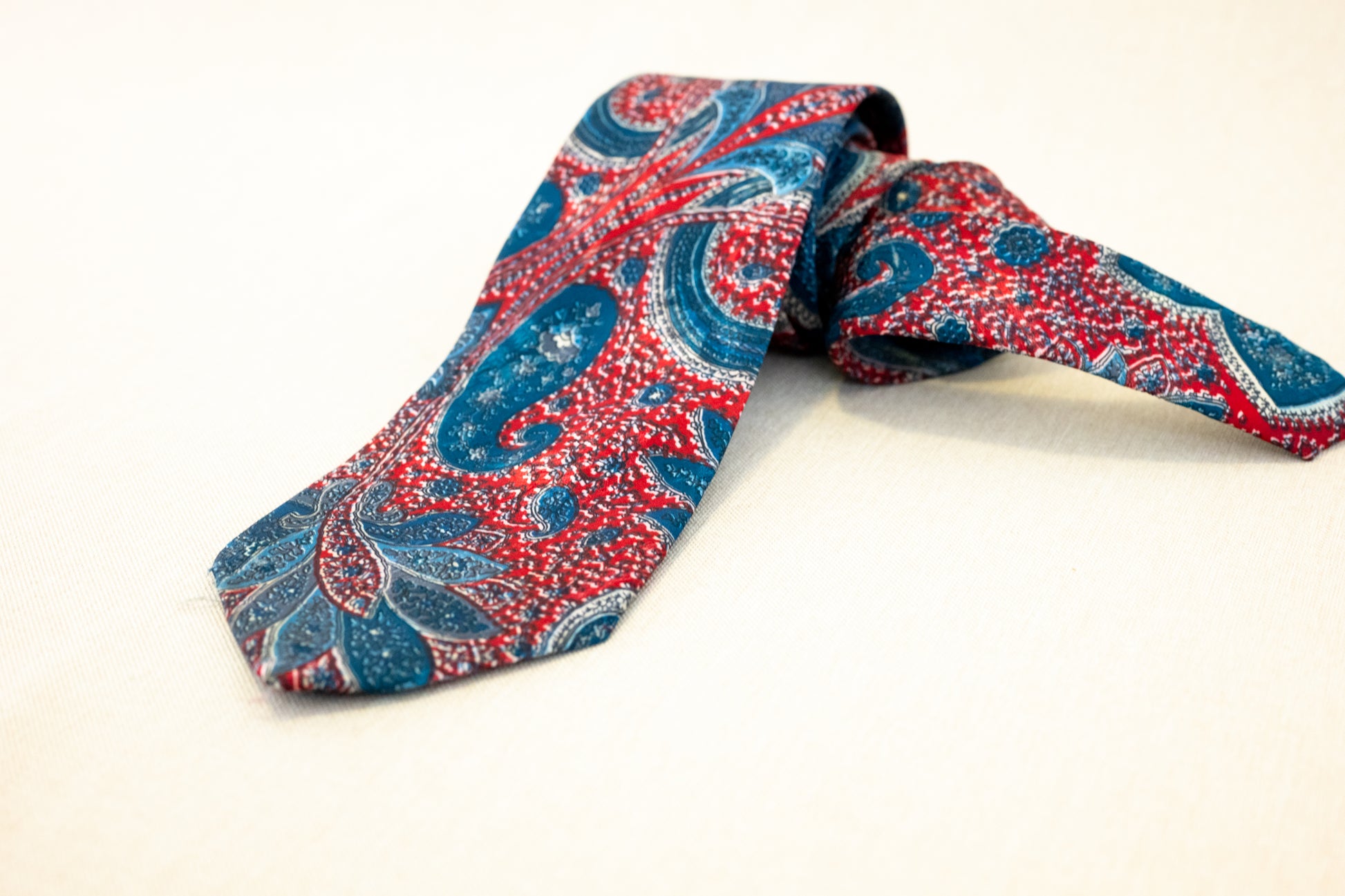 Vintage Christian Dior Monsieur Men Neck Tie Red Paisley Flower