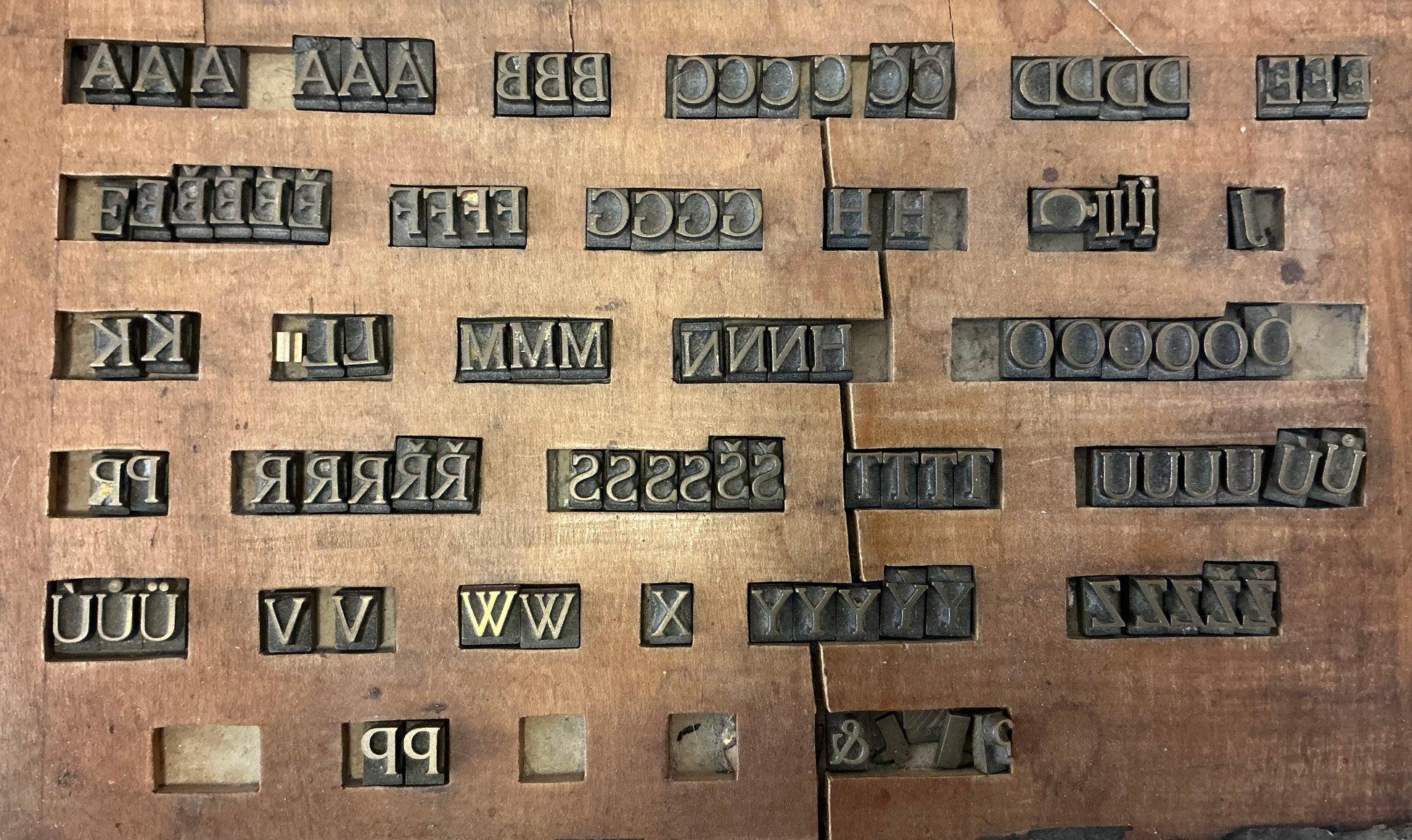 8.2mm / 0.322” Capital Hot stamping brass letterpress letters view