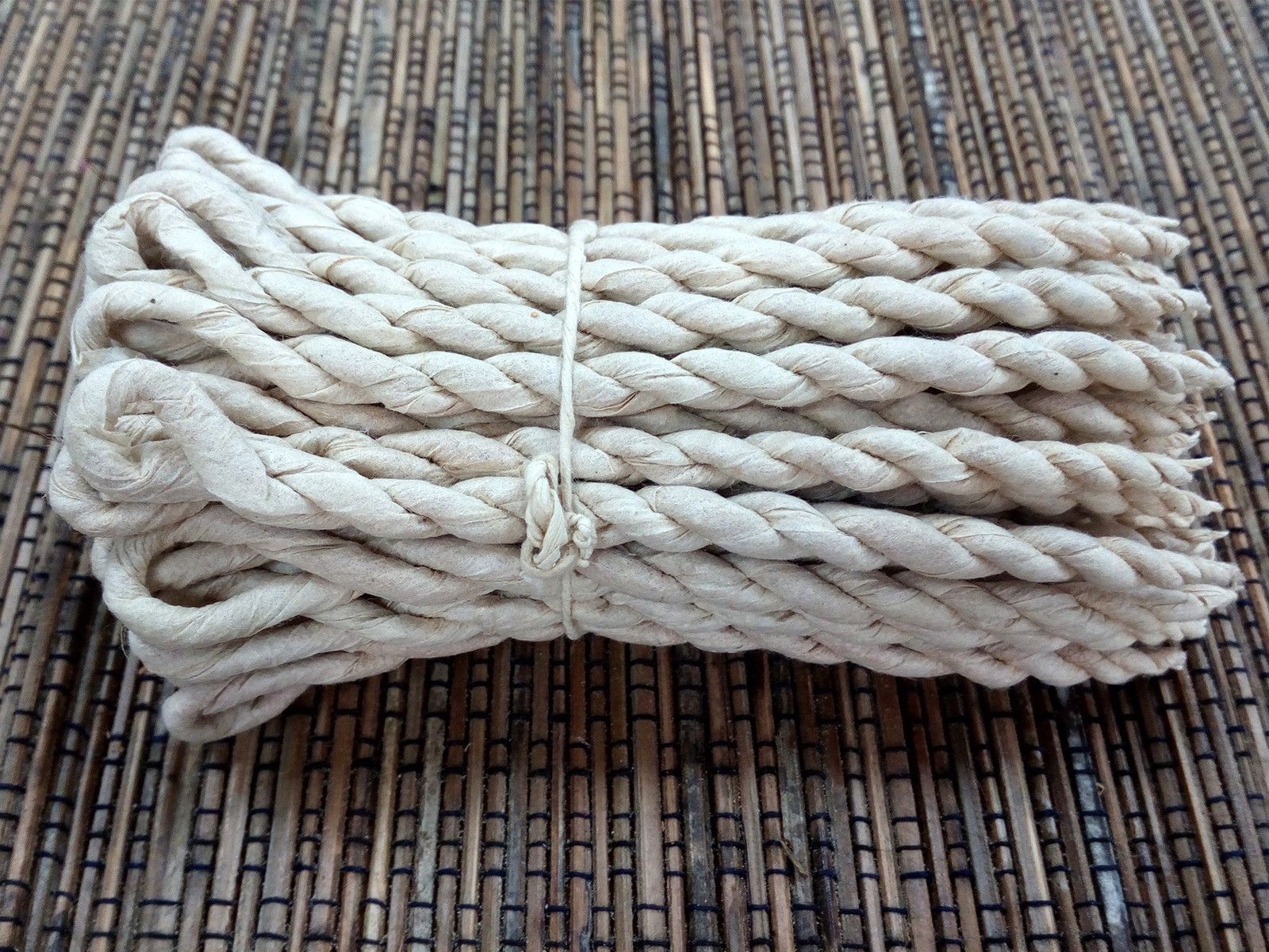 Pure Herbs Incense Rope - Sandalwood & Spice