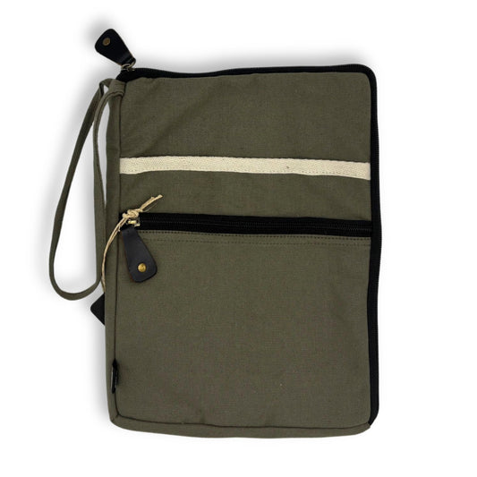 Canvas Travel Laptop Pouch - Olive - 24x33cm