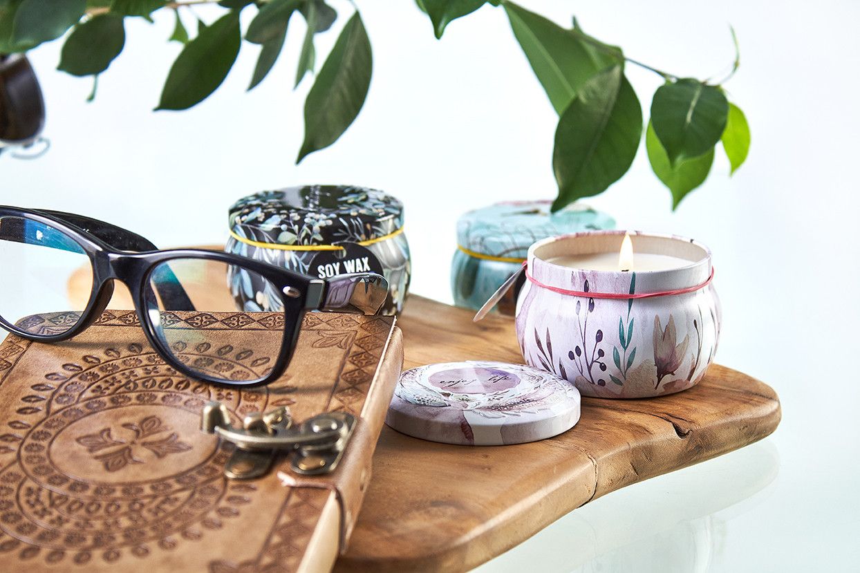 Art Tin Candle - Friendly Messages