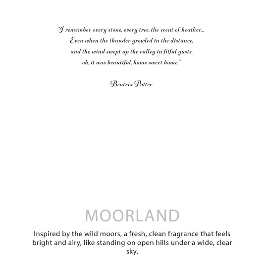 Agnes + Cat Botanical Soy Wax Candle - Moorland
