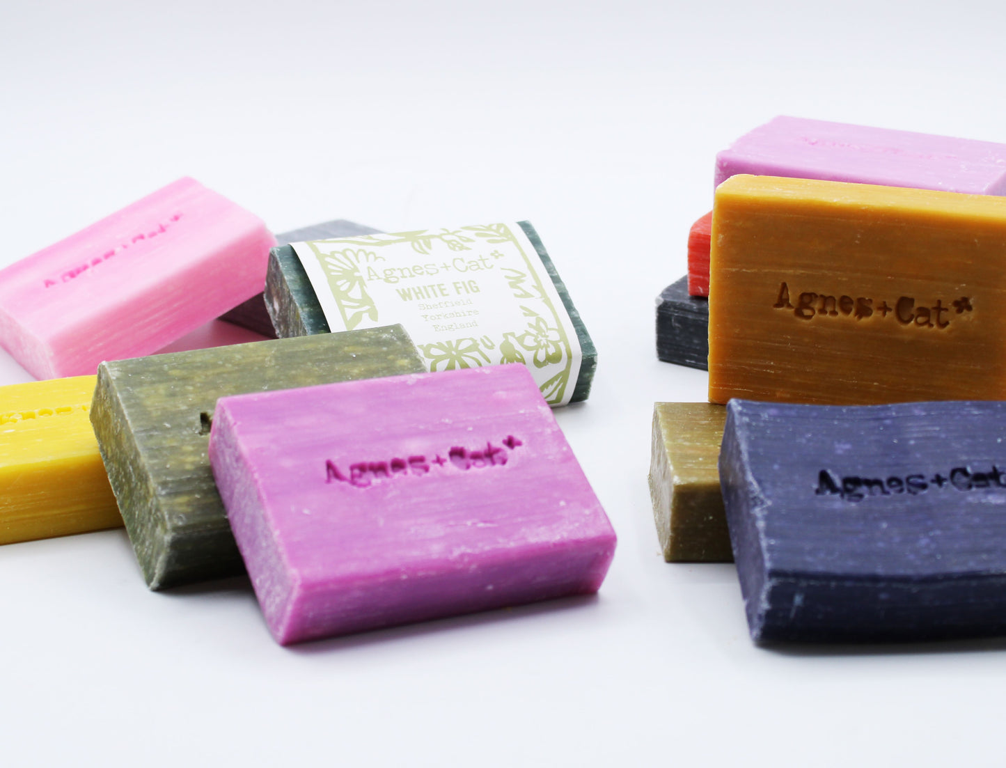 140g Ručne vyrobené mydlo - Čaj a ruže