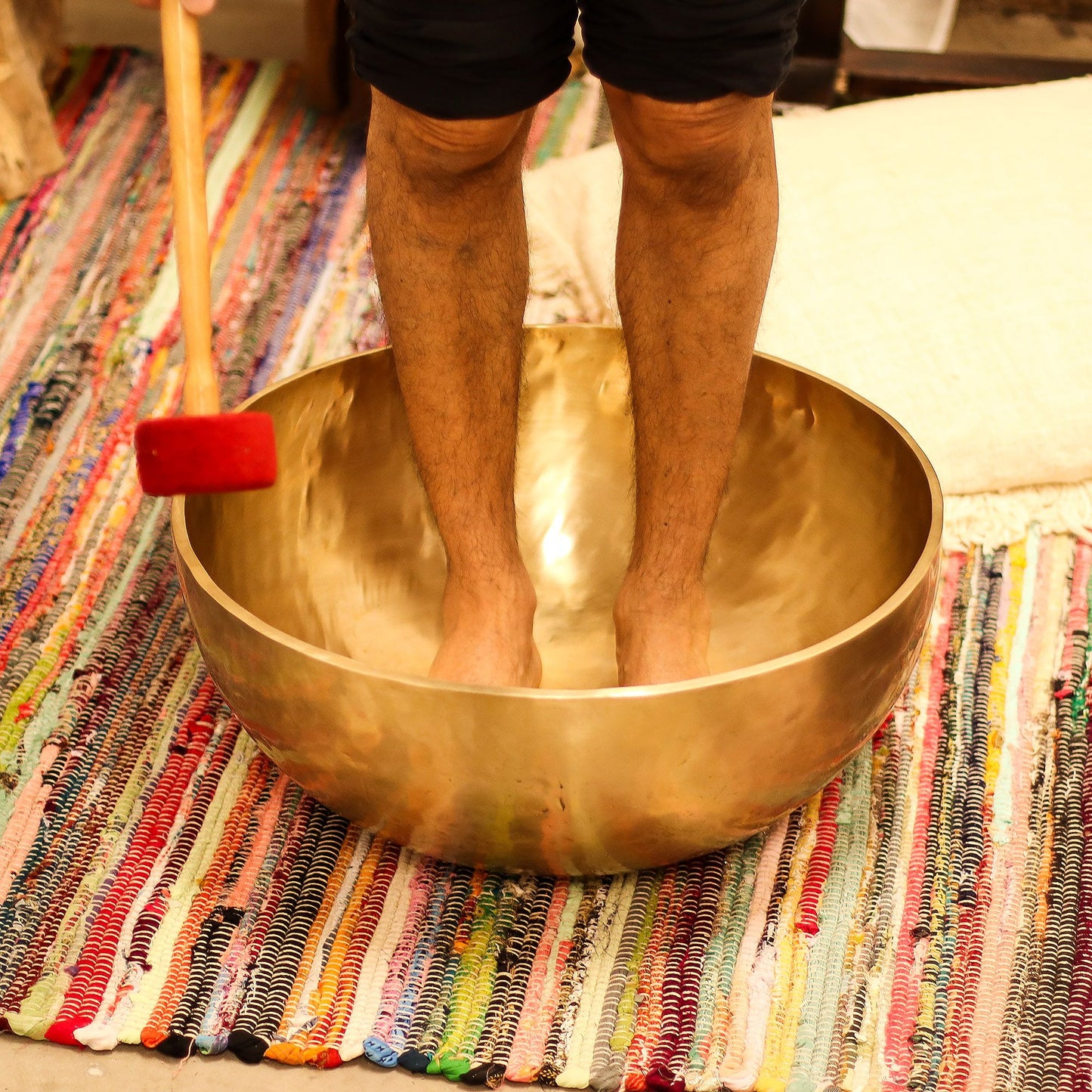 Plain - Huge Vibrational Feet Standing Bowl - 50x20cm - 10.7kg