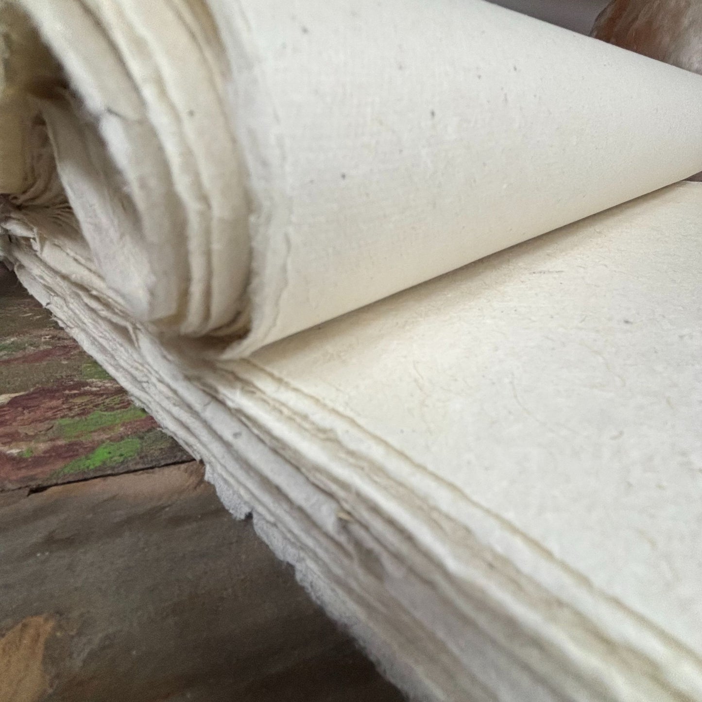 Lokta Craft / Wrapping Paper (51x76cm) - 5gms Plain Paper