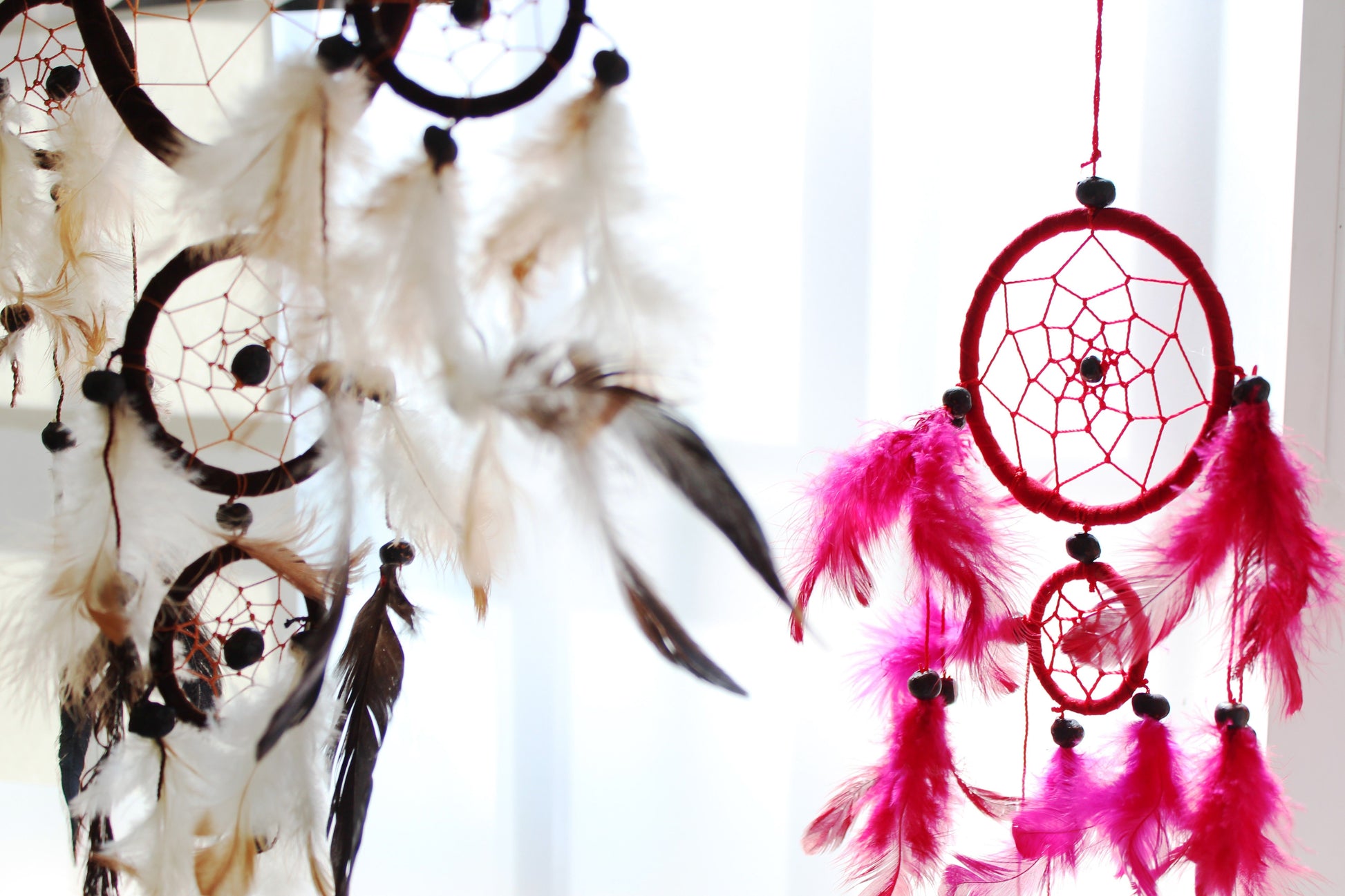 Bali Dreamcatcher - Small Heart - Black/White/Red