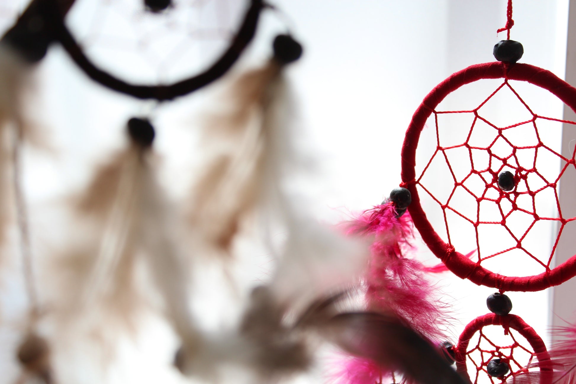 Bali Dreamcatcher - Large Round - Black/White/Red