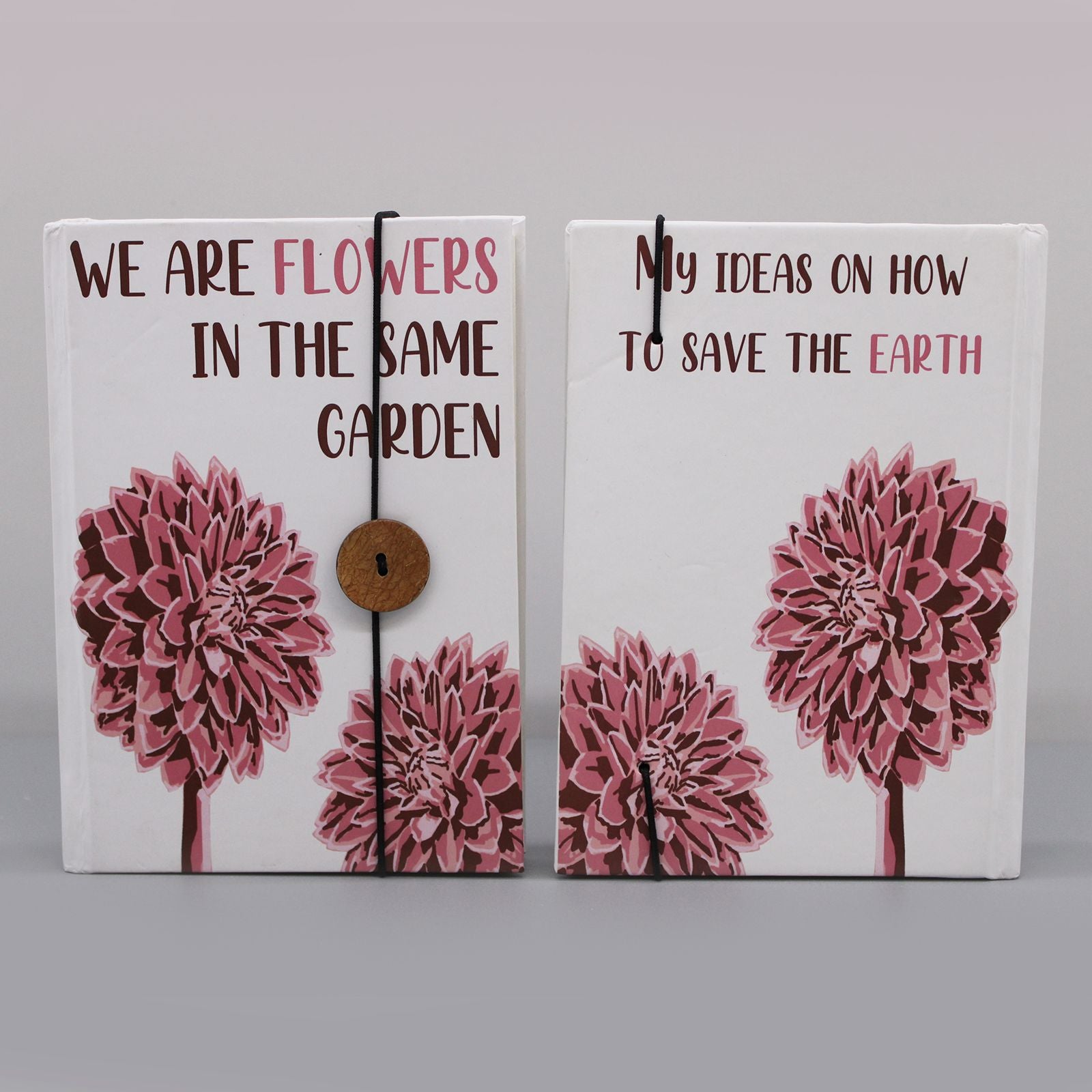 Small Notebook with strap - Flowers in the same garden